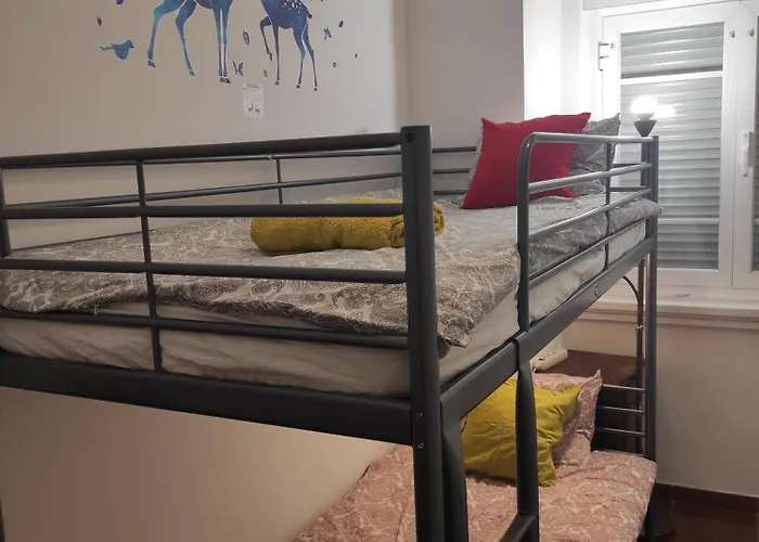 Perfect Near Airport 2 Homestay