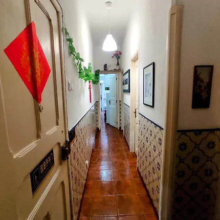 Perfect Near Airport 2 Privatunterkunft *