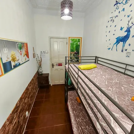 Perfect Near Airport 2 Privatunterkunft *